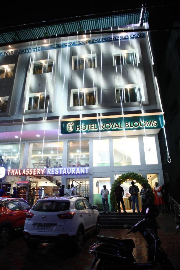 Hotel Royal Blooms Bangalore Eksteriør bilde